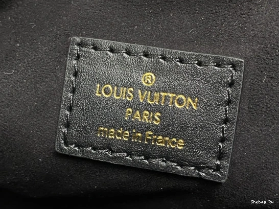 VUITTON Canoe LOUIS Bag-14*20.5*14CM New 0726
